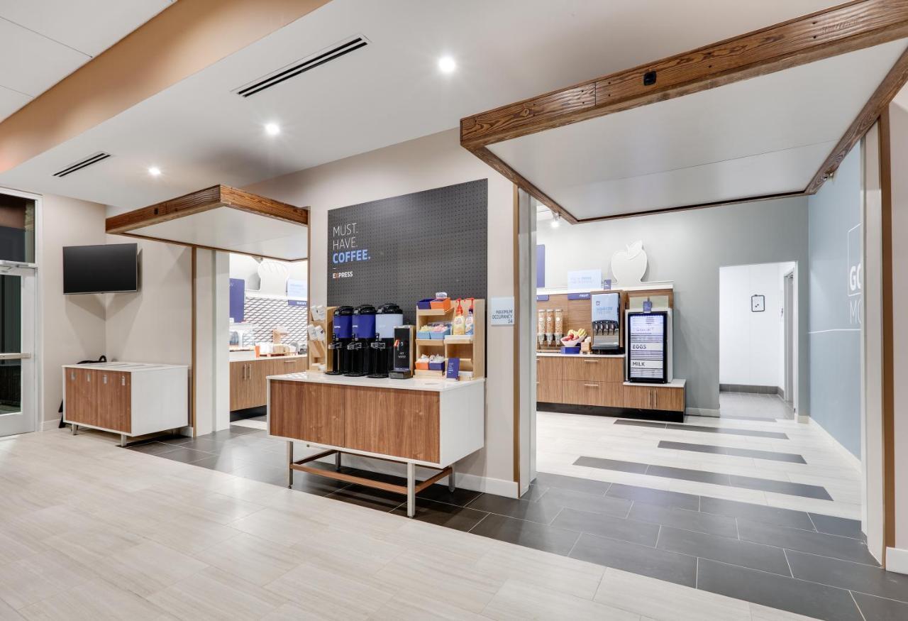 Holiday Inn Express - Kermit By Ihg Exterior photo